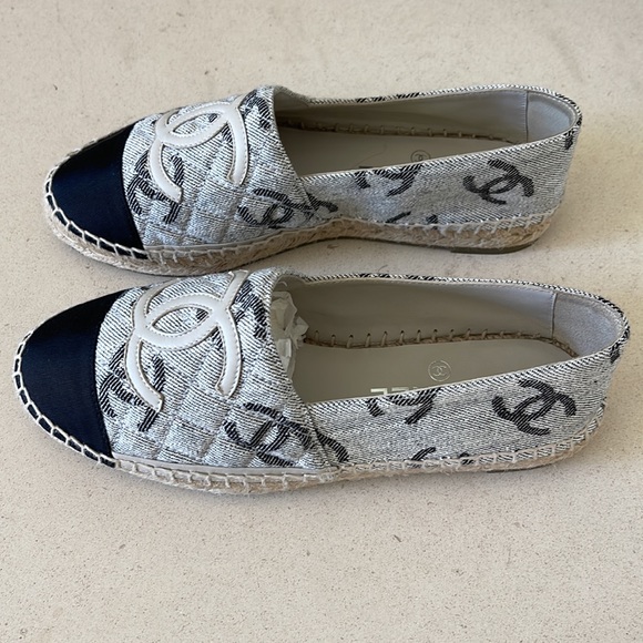 BRAND NEW Size 7 CHANEL Espadrilles in Taupe, Grey and Black - Picture 5 of 11